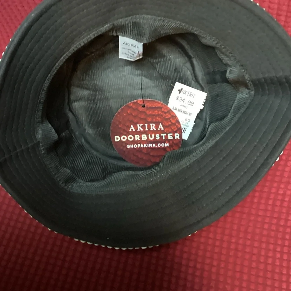 AKIRA Sparkling Silver and Black Sequin Hat - Picture 2 of 4